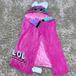 LOL Surprise Blanket Girls - Pink W/ Hood & Mittens 41 IN X 46 IN (Lightly Used)